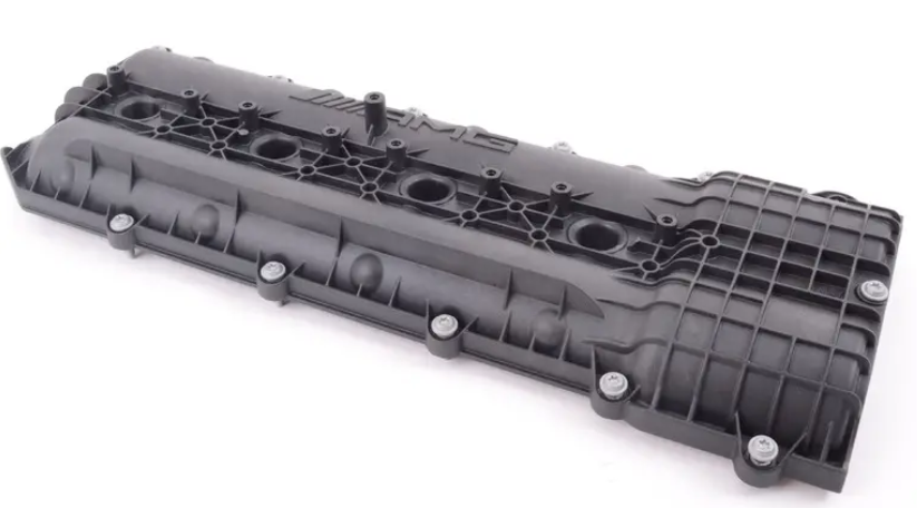 Engine Valve Cover Right